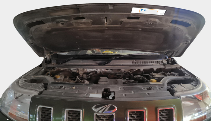 2017 Mahindra TUV300 T8, Diesel, Manual, 71,862 km, exterior
