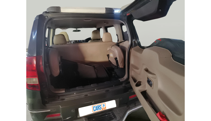 2017 Mahindra TUV300 T8, Diesel, Manual, 71,862 km, exterior