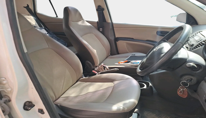 2014 Hyundai i10 MAGNA 1.1, Petrol, Manual, 66,306 km, interior