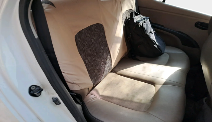 2014 Hyundai i10 MAGNA 1.1, Petrol, Manual, 66,306 km, interior