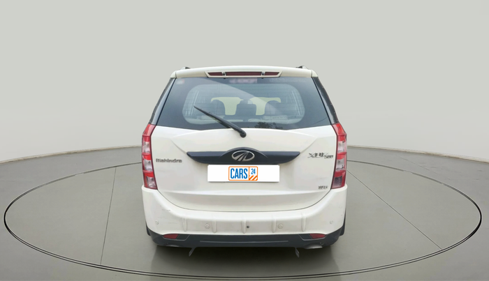 2016 Mahindra XUV500 W6 1.99, Diesel, Manual, 74,499 km, exterior