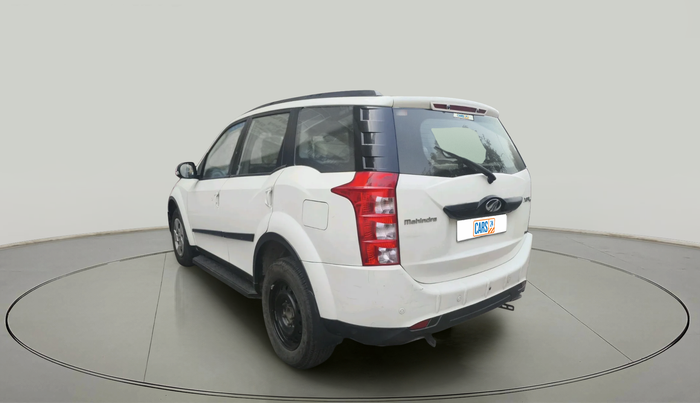 2016 Mahindra XUV500 W6 1.99, Diesel, Manual, 74,499 km, exterior