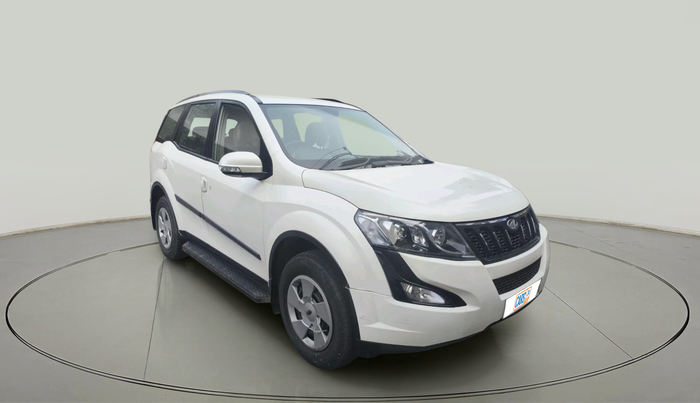 2016 Mahindra XUV500 W6 1.99, Diesel, Manual, 74,499 km, exterior