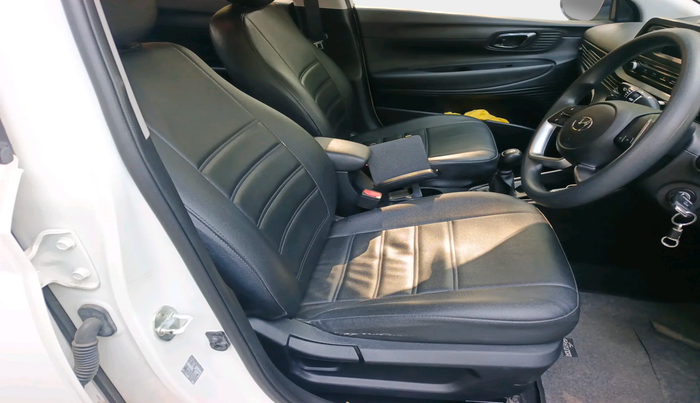 2022 Hyundai NEW I20 MAGNA 1.2 MT, Petrol, Manual, 11,139 km, interior