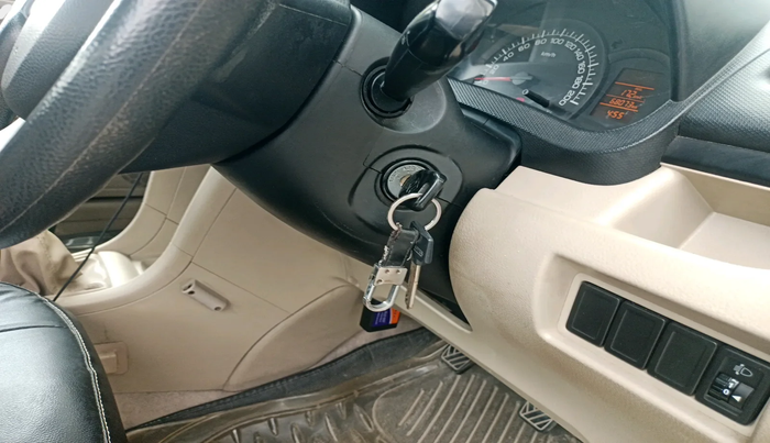 2013 Maruti Swift Dzire LXI, Petrol, Manual, 68,073 km, interior