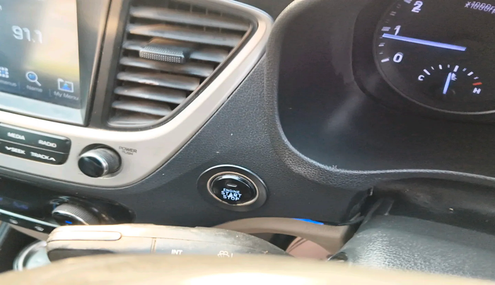 2019 Hyundai Verna 1.6 VTVT SX, Petrol, Manual, 73,139 km, interior