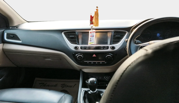 2019 Hyundai Verna 1.6 VTVT SX, Petrol, Manual, 73,139 km, interior