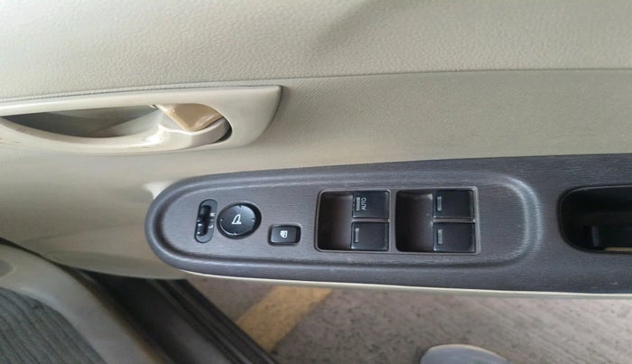 2011 Honda Brio S(O) MT, Petrol, Manual, 84,956 km, interior