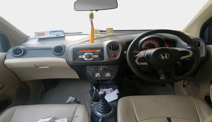 2011 Honda Brio S(O) MT, Petrol, Manual, 84,956 km, interior