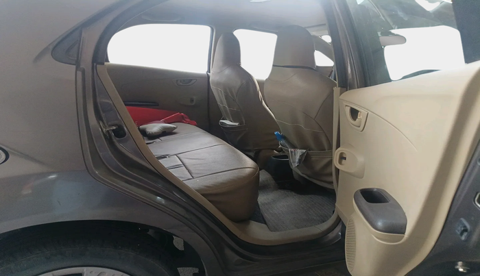 2011 Honda Brio S(O) MT, Petrol, Manual, 84,956 km, interior