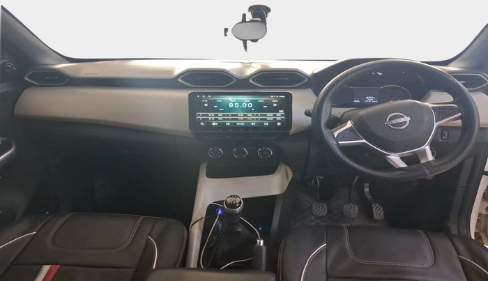 2023 Nissan MAGNITE XE, Petrol, Manual, 19,390 km, interior