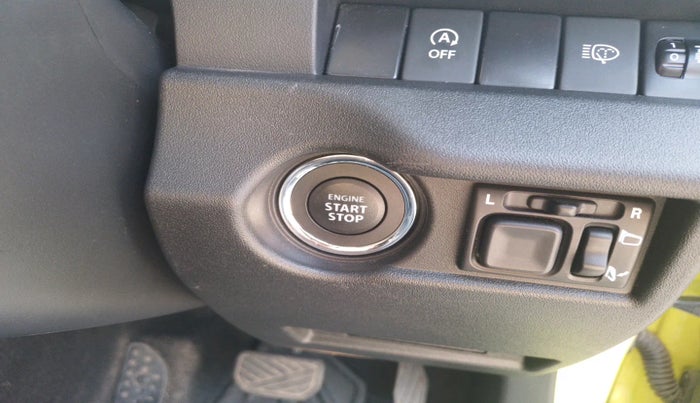 2025 Maruti JIMNY ALPHA ALL GRIP PRO AT, Petrol, Automatic, 6,025 km, interior