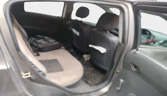 2011 Chevrolet Beat LS PETROL, Petrol, Manual, 1,28,477 km, interior