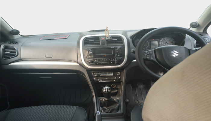 2020 Maruti Vitara Brezza VXI, Petrol, Manual, 33,971 km, interior