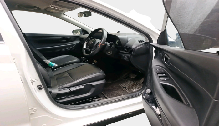 2022 Hyundai NEW I20 SPORTZ 1.2 AT, Petrol, Automatic, 37,413 km, interior