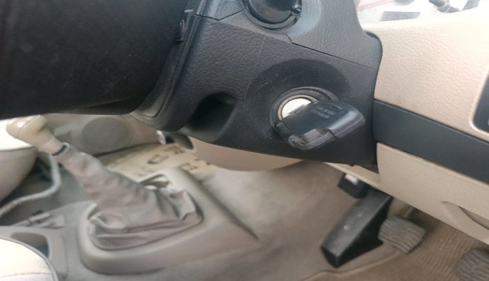 2018 Mahindra Xylo H4 BS IV, Diesel, Manual, 3,49,706 km, interior