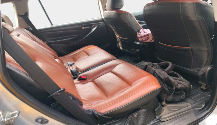 2019 Toyota Innova Crysta 2.4 G 8 STR, Diesel, Manual, 1,54,990 km, interior