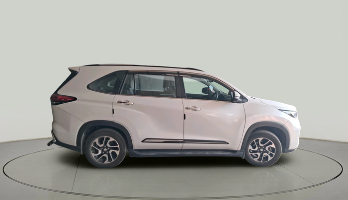 2025 Maruti Invicto ALPHA PLUS 7 STRONG HYBRID , Hybrid, Automatic, 11,683 km, exterior