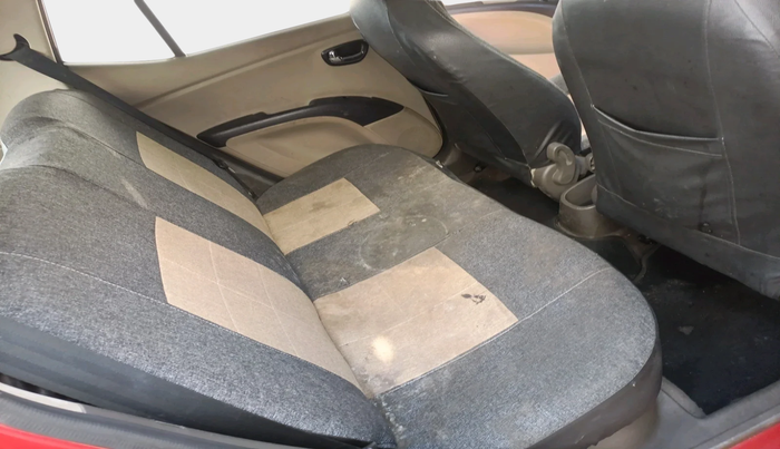 2011 Hyundai i10 MAGNA 1.2, Petrol, Manual, 1,02,206 km, interior