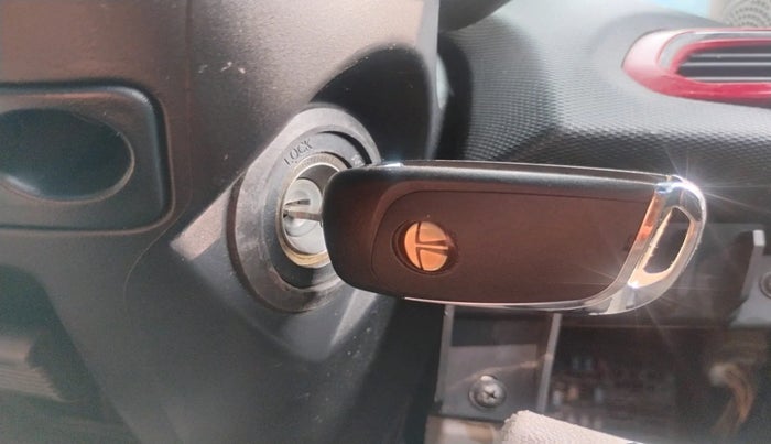 2016 Tata Tiago XZ PETROL, Petrol, Manual, 1,75,305 km, interior