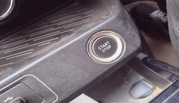 2021 Renault Kiger RXZ MT DUAL TONE, Petrol, Manual, 30,316 km, interior