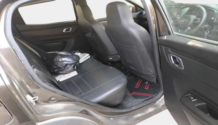 2021 Renault Kwid CLIMBER 1.0 AMT (O), Petrol, Automatic, 51,584 km, interior