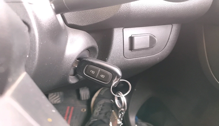 2021 Renault Kwid CLIMBER 1.0 AMT (O), Petrol, Automatic, 51,584 km, interior