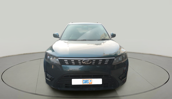 2019 Mahindra XUV300 W6 1.5 DIESEL, Diesel, Manual, 1,00,592 km, exterior