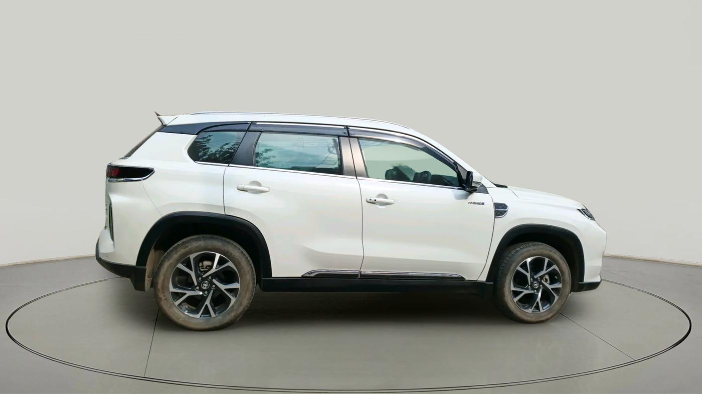 2024 Toyota URBAN CRUISER HYRYDER V HYBRID, Hybrid, Automatic, 16,000 km, exterior