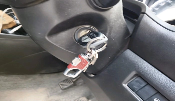 2022 Maruti Swift VXI, Petrol, Manual, 68,338 km, interior