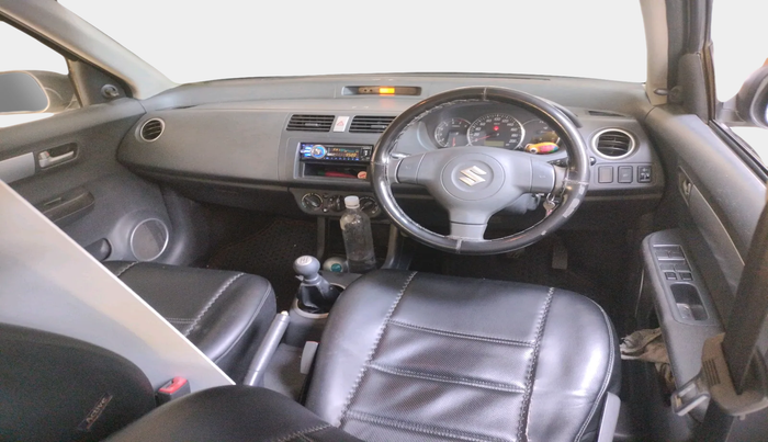 2010 Maruti Swift LXI, Petrol, Manual, 1,00,318 km, interior
