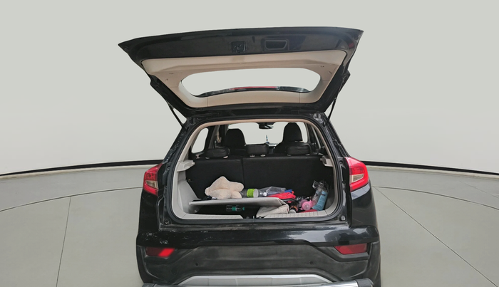 2022 Mahindra XUV300 W8 (O) 1.2 PETROL, Petrol, Manual, 67,019 km, exterior