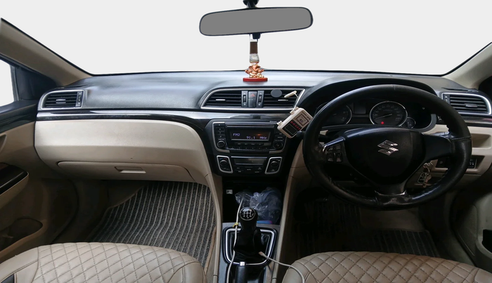 2017 Maruti Ciaz DELTA DIESEL 1.3, Diesel, Manual, 1,46,242 km, interior
