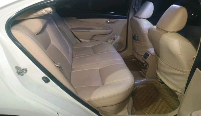 2016 Maruti Ciaz VDI+ SHVS, Diesel, Manual, 1,80,762 km, interior