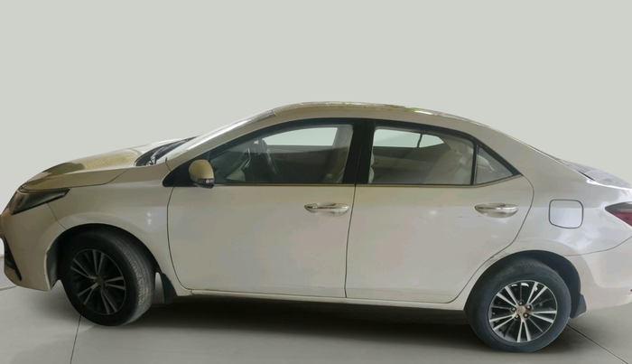 2017 Toyota Corolla Altis G PETROL, Petrol, Manual, 1,15,425 km, exterior