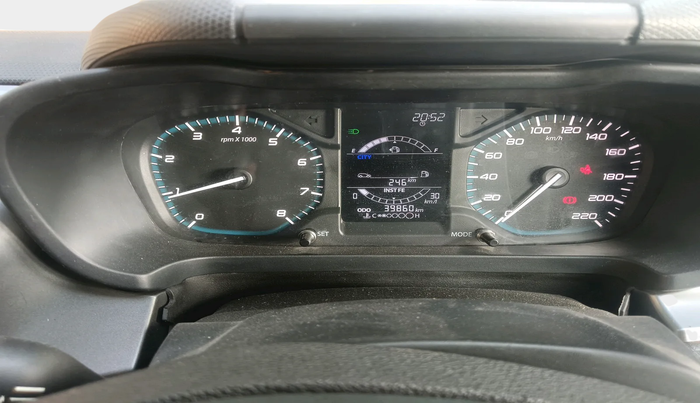 2021 Tata ALTROZ XT PETROL, Petrol, Manual, 39,860 km, interior