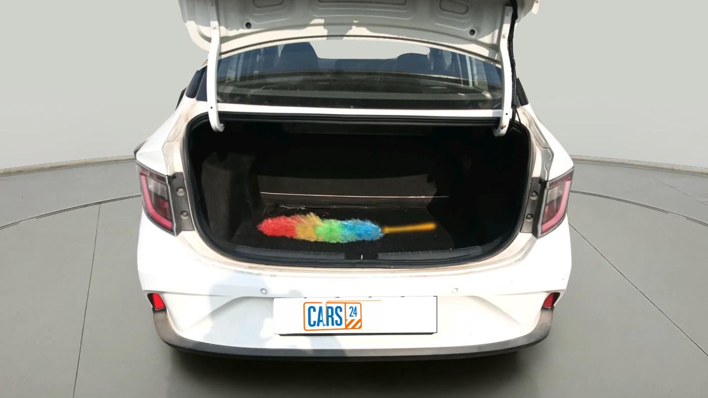 2020 Hyundai AURA SX PLUS 1.2 AMT, Petrol, Automatic, 50,471 km, exterior