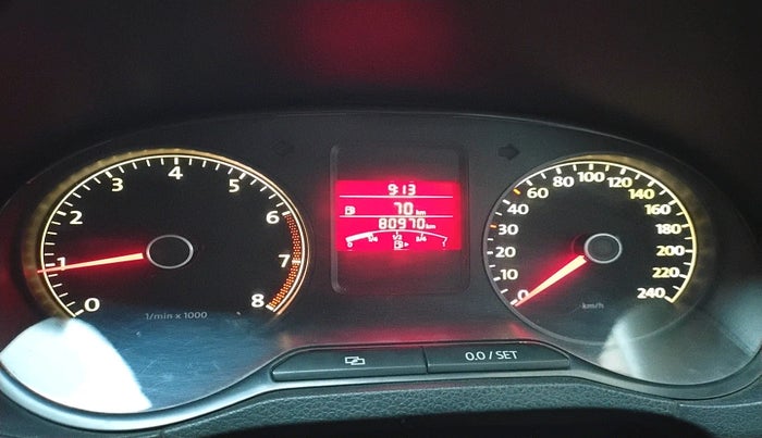 2013 Volkswagen Polo HIGHLINE1.2L, Petrol, Manual, 80,970 km, interior