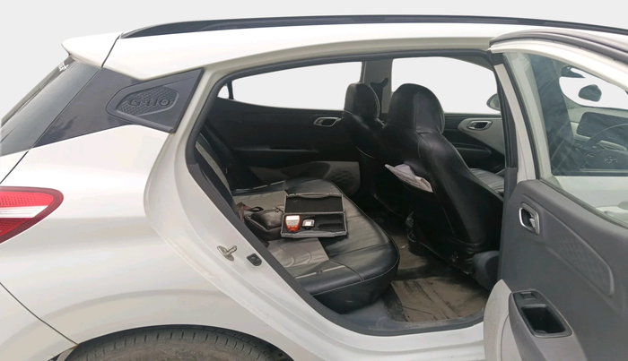 2022 Hyundai GRAND I10 NIOS SPORTZ 1.2 KAPPA VTVT CNG, Petrol, Manual, 55,497 km, interior