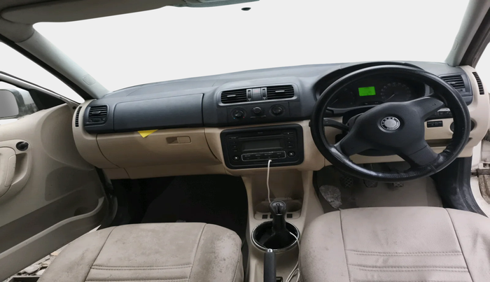 2011 Skoda Fabia ACTIVE 1.2 MPI, Petrol, Manual, 50,000 km, interior