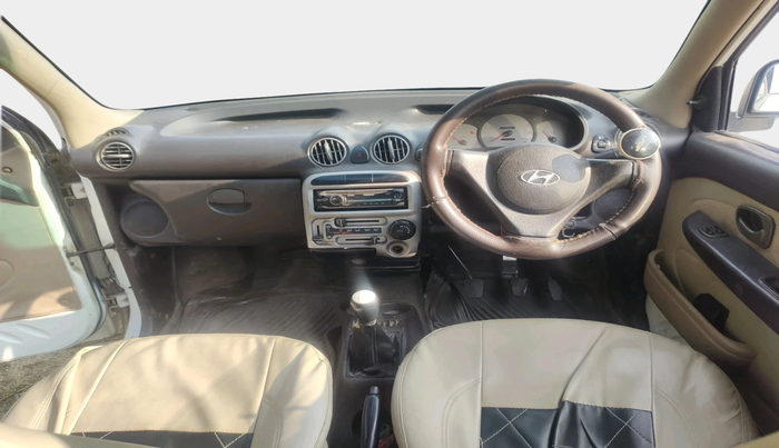 2011 Hyundai Santro Xing GLS (CNG), Petrol, Manual, 1,17,506 km, interior