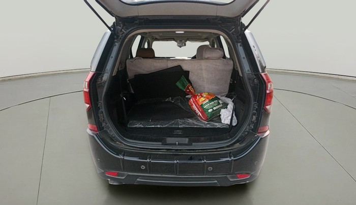 2019 Mahindra XUV500 W9, Diesel, Manual, 68,352 km, exterior