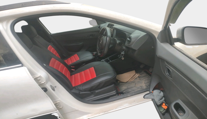 2022 Renault Kwid RXT 1.0 (O), Petrol, Manual, 45,620 km, interior