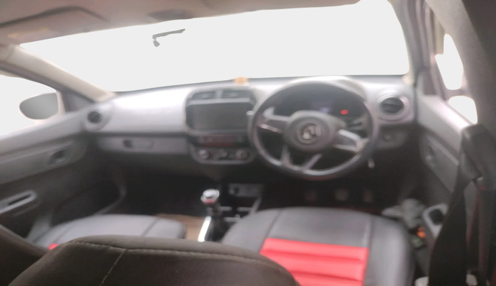 2022 Renault Kwid RXT 1.0 (O), Petrol, Manual, 45,620 km, interior