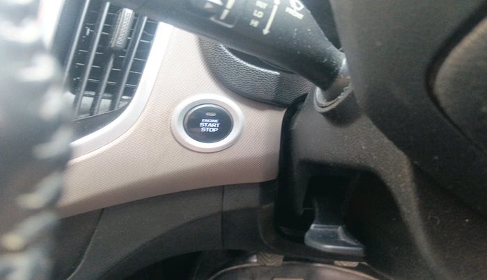 2018 Hyundai Creta SX (O) 1.6 DIESEL, Diesel, Manual, 1,15,659 km, interior