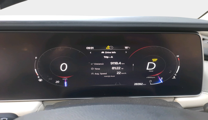 2024 Mahindra XUV700 AX 7 LUXURY P AT 7 STR, Petrol, Automatic, 28,392 km, interior