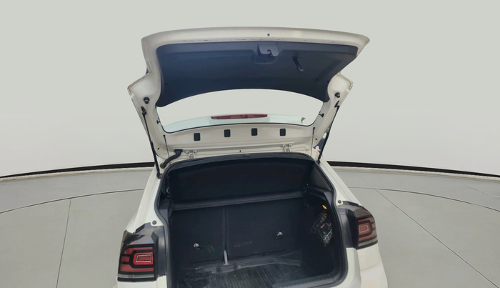 2023 Volkswagen TAIGUN TOPLINE 1.0 TSI AT, Petrol, Automatic, 54,144 km, exterior