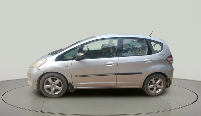 2011 Honda Jazz 1.2 L I-VTEC SELECT, Petrol, Manual, 1,06,480 km, exterior
