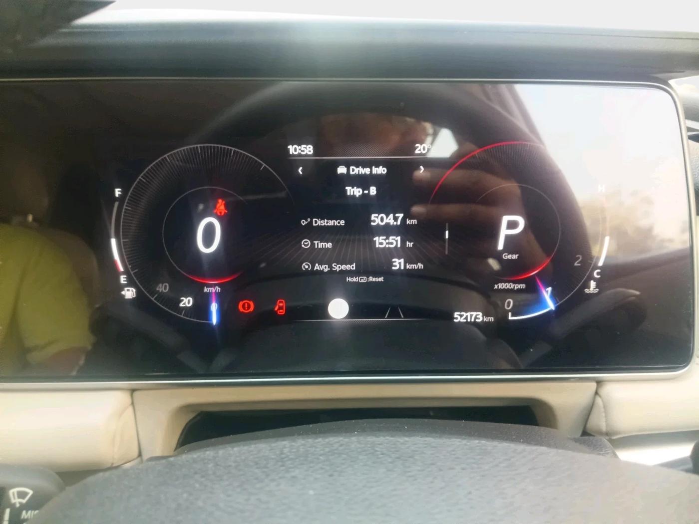 2024 Mahindra XUV700 AX 7 LUXURY D AT 7 STR, Diesel, Automatic, 52,173 km, interior
