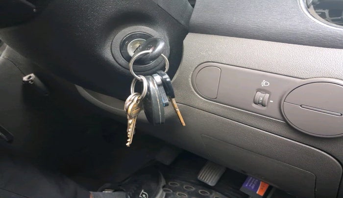 2010 Hyundai i10 MAGNA 1.2, Petrol, Manual, 59,102 km, interior